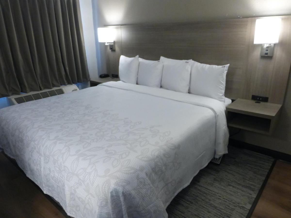 Red Roof Inn Bourbonnais Екстериор снимка