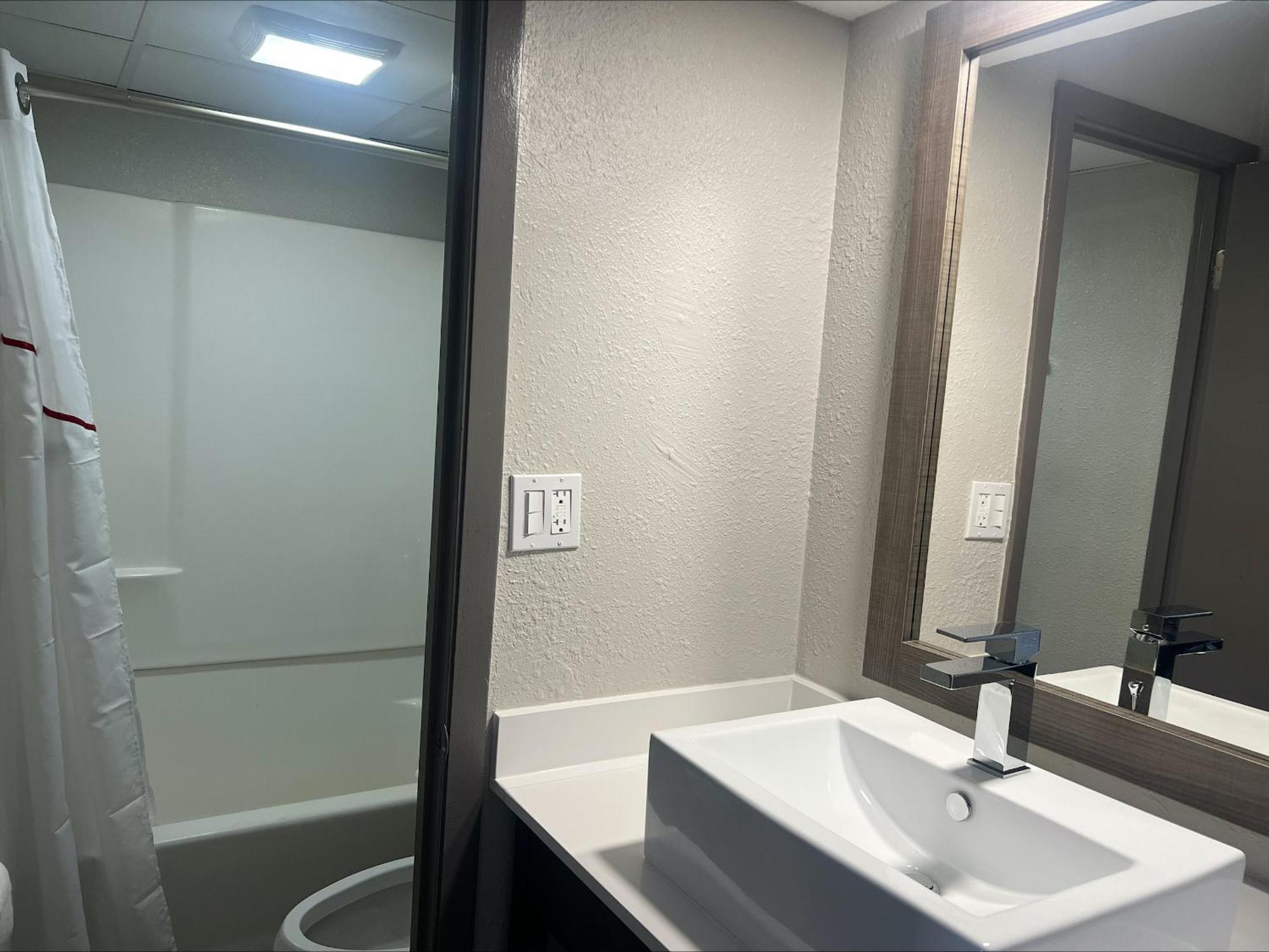 Red Roof Inn Bourbonnais Екстериор снимка